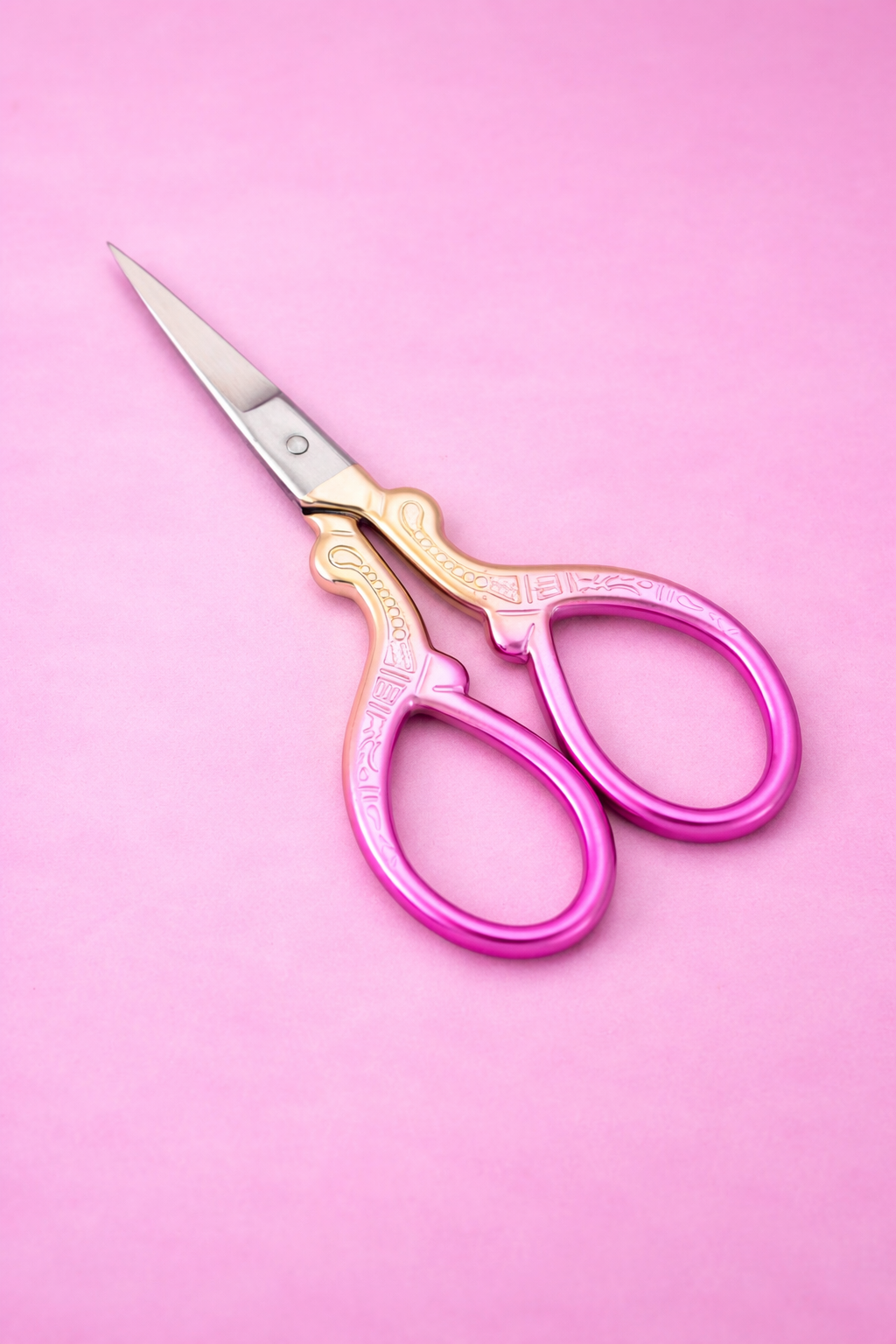 Brow precision scissors
